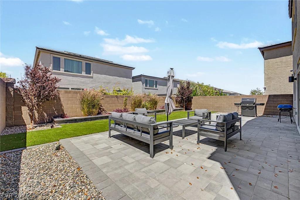 7094 Bold Rock, Las Vegas, NV 89113
