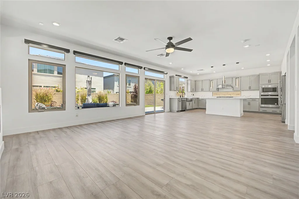 7094 Bold Rock, Las Vegas, NV 89113