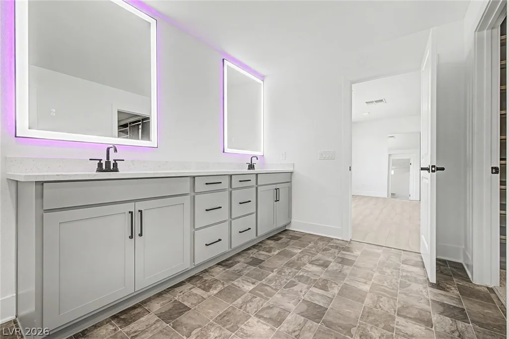 7094 Bold Rock, Las Vegas, NV 89113