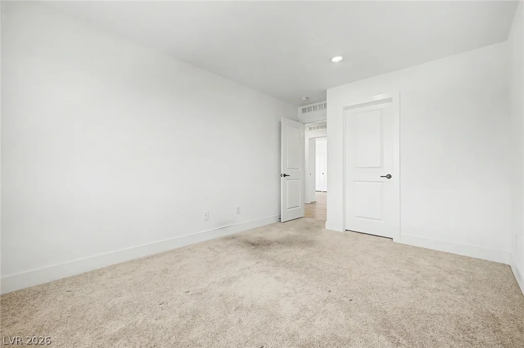 7094 Bold Rock, Las Vegas, NV 89113
