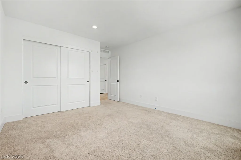 7094 Bold Rock, Las Vegas, NV 89113