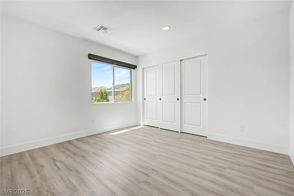 7094 Bold Rock, Las Vegas, NV 89113