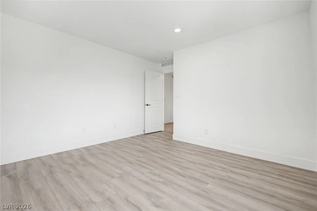 7094 Bold Rock, Las Vegas, NV 89113