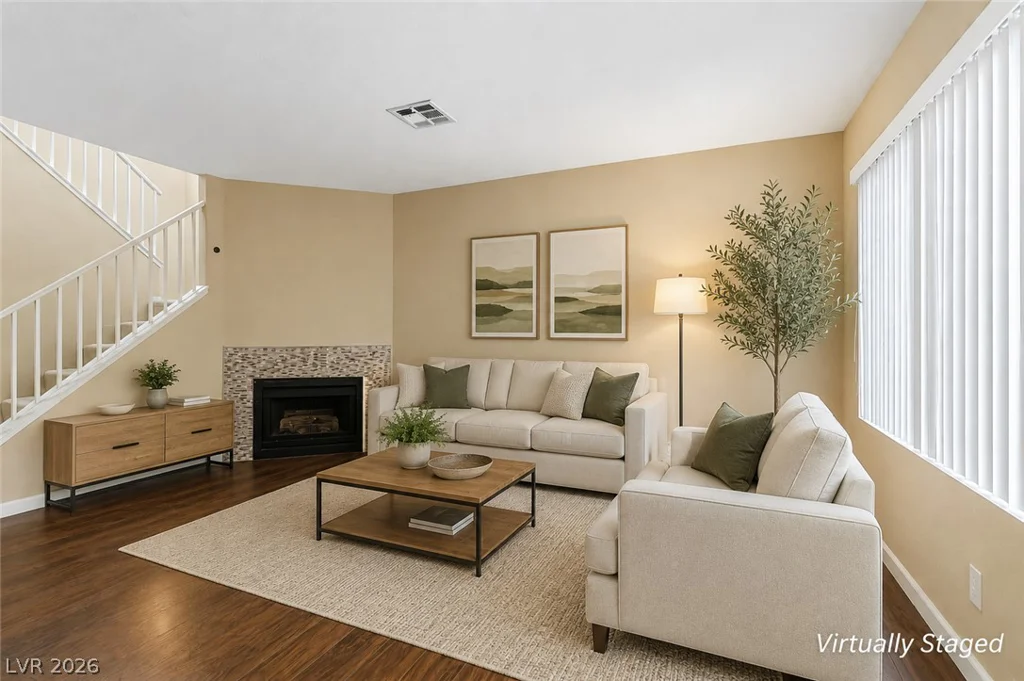 2209 Short Pine, Las Vegas, NV 89108