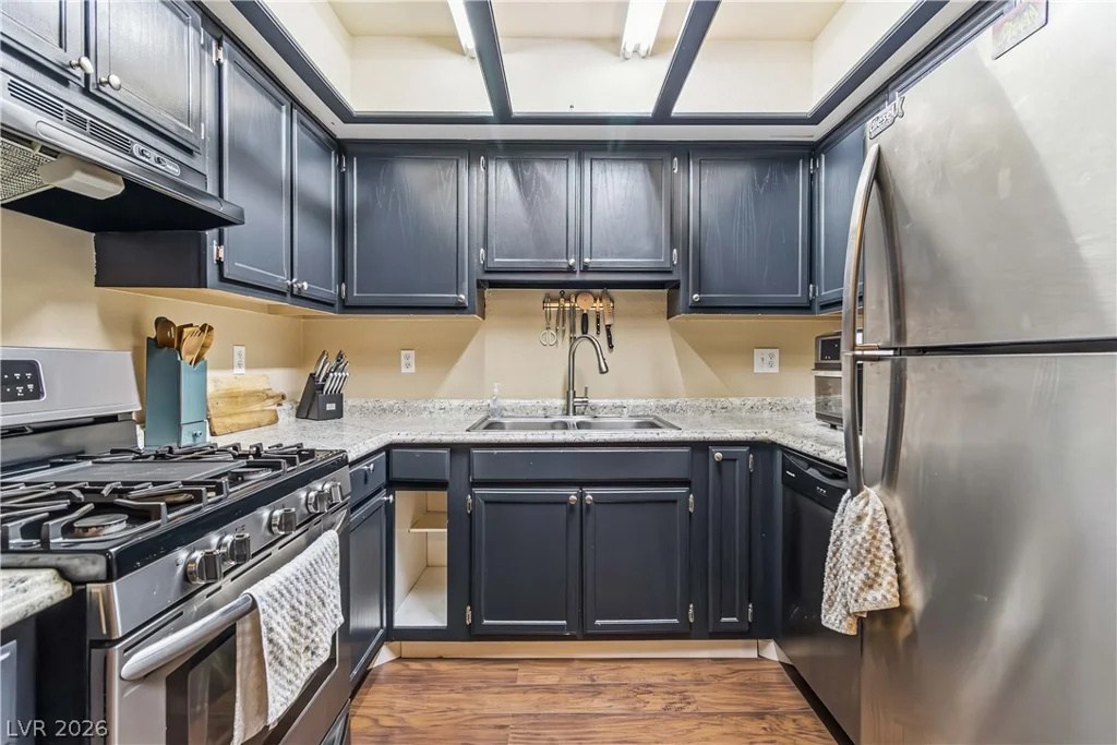 2209 Short Pine, Las Vegas, NV 89108