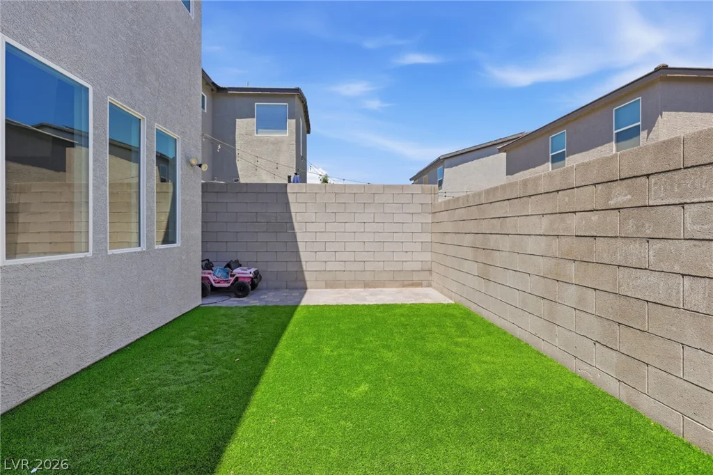 10170 Canyon Mantle, Las Vegas, NV 89166
