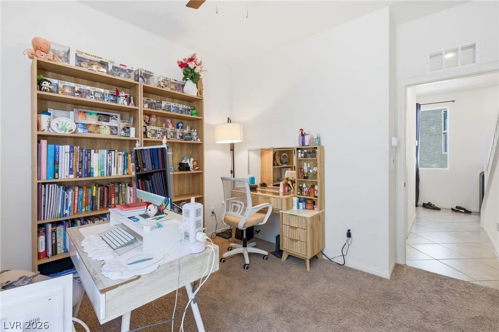 10170 Canyon Mantle, Las Vegas, NV 89166