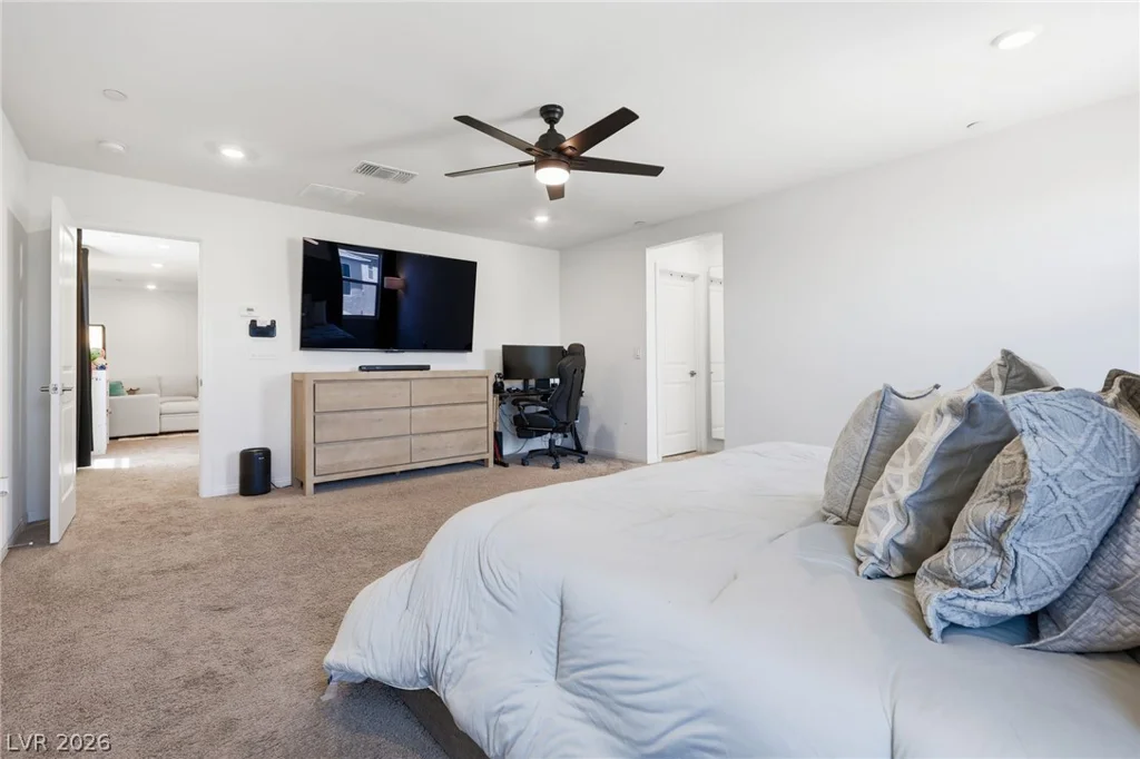 10170 Canyon Mantle, Las Vegas, NV 89166
