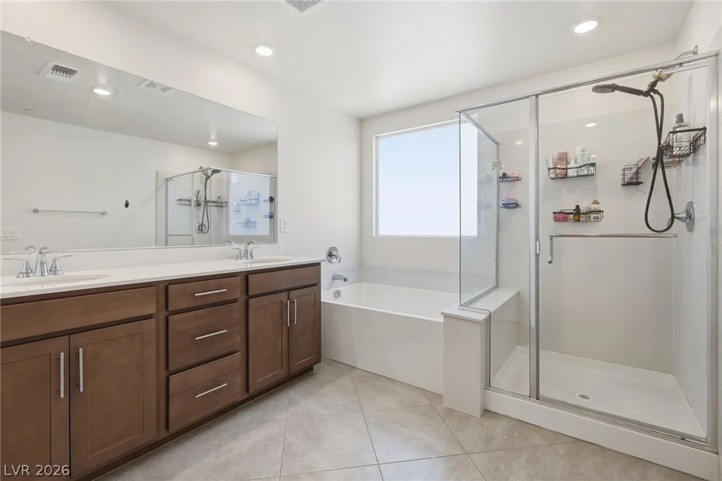 10170 Canyon Mantle, Las Vegas, NV 89166