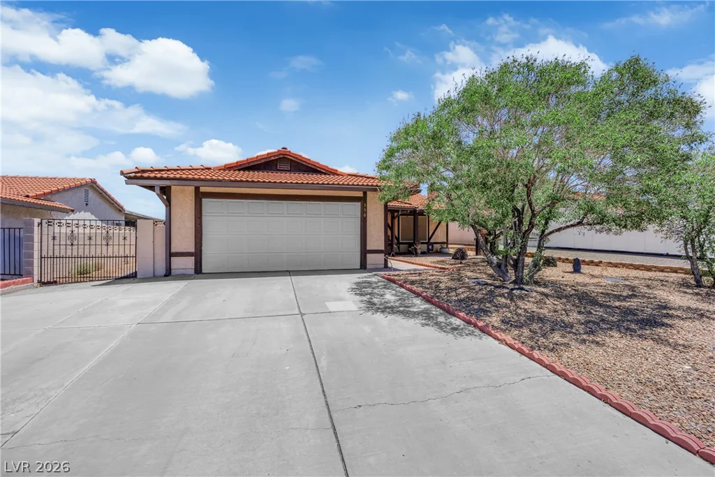 350 Tangerine, Henderson, NV 89015