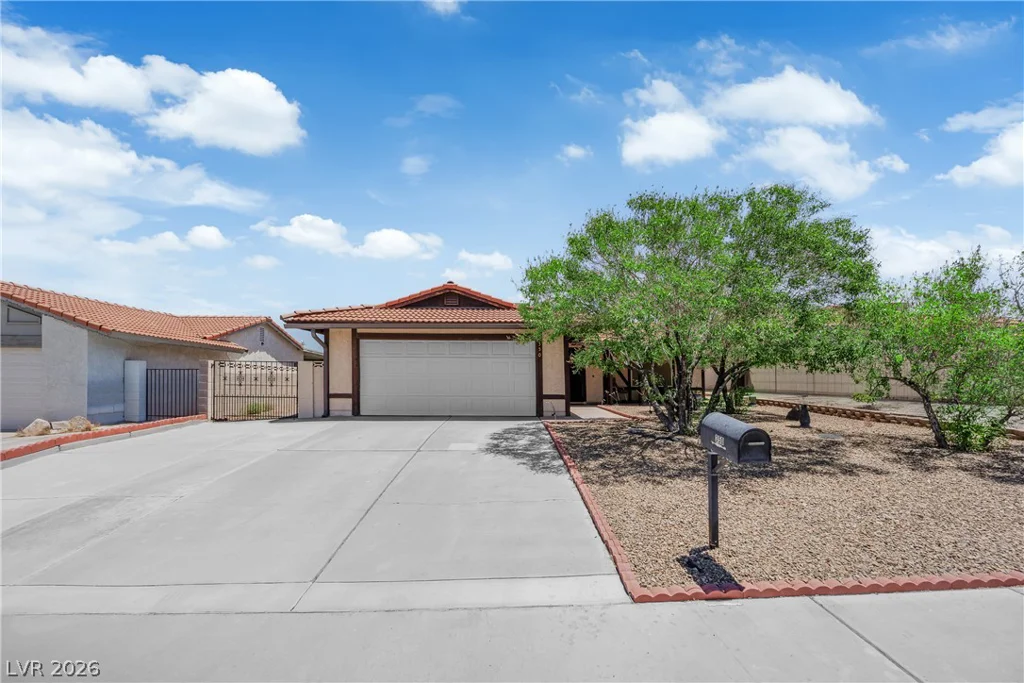350 Tangerine, Henderson, NV 89015