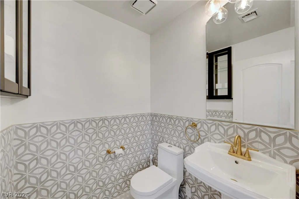 3220 Red Scott, Las Vegas, NV 89117