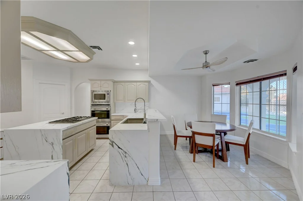 3220 Red Scott, Las Vegas, NV 89117
