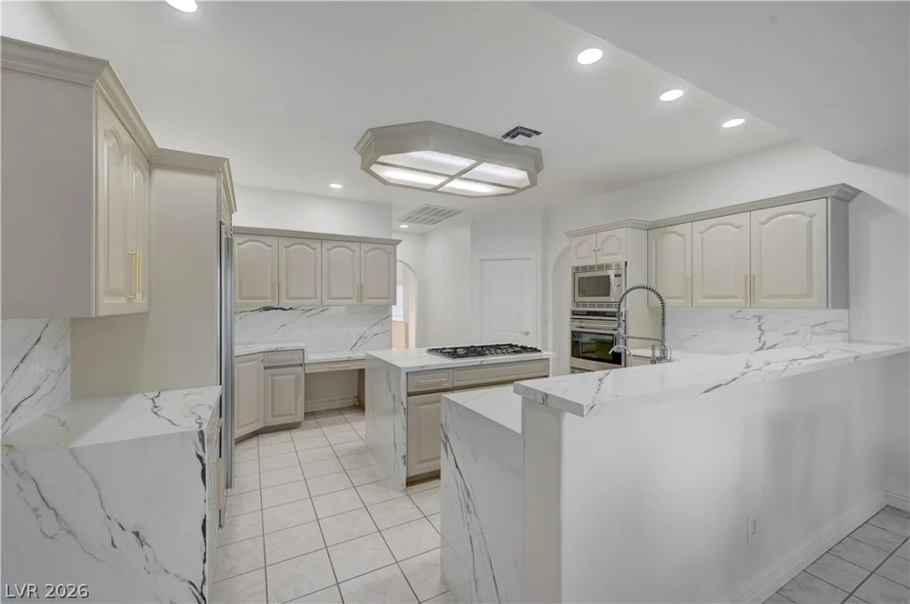 3220 Red Scott, Las Vegas, NV 89117