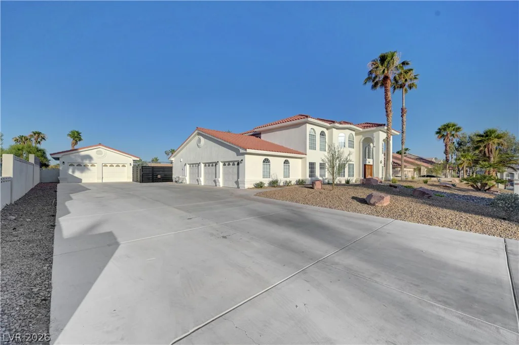 3220 Red Scott, Las Vegas, NV 89117