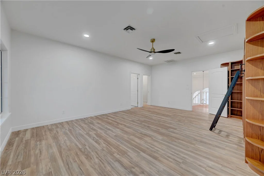 3220 Red Scott, Las Vegas, NV 89117