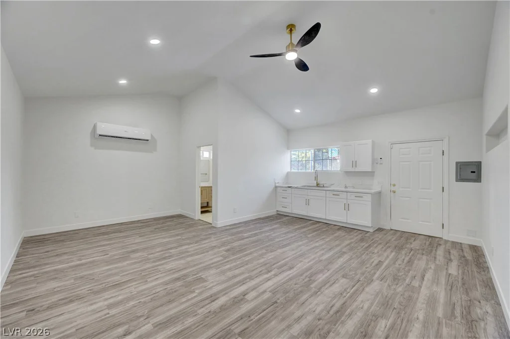 3220 Red Scott, Las Vegas, NV 89117