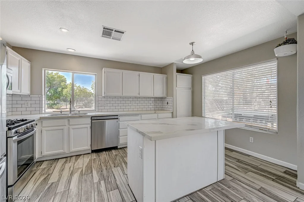 2000 Fallsburg, Henderson, NV 89002