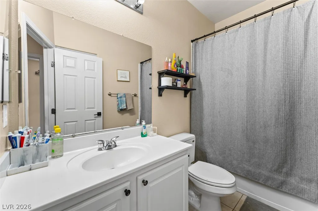 8488 Ravencrest, Las Vegas, NV 89139