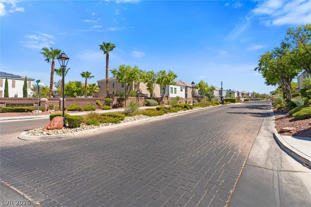 8488 Ravencrest, Las Vegas, NV 89139