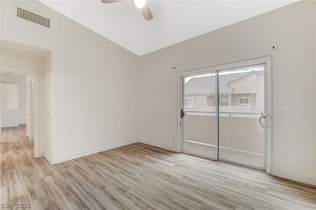 2052 Quarry Ridge, Las Vegas, NV 89117