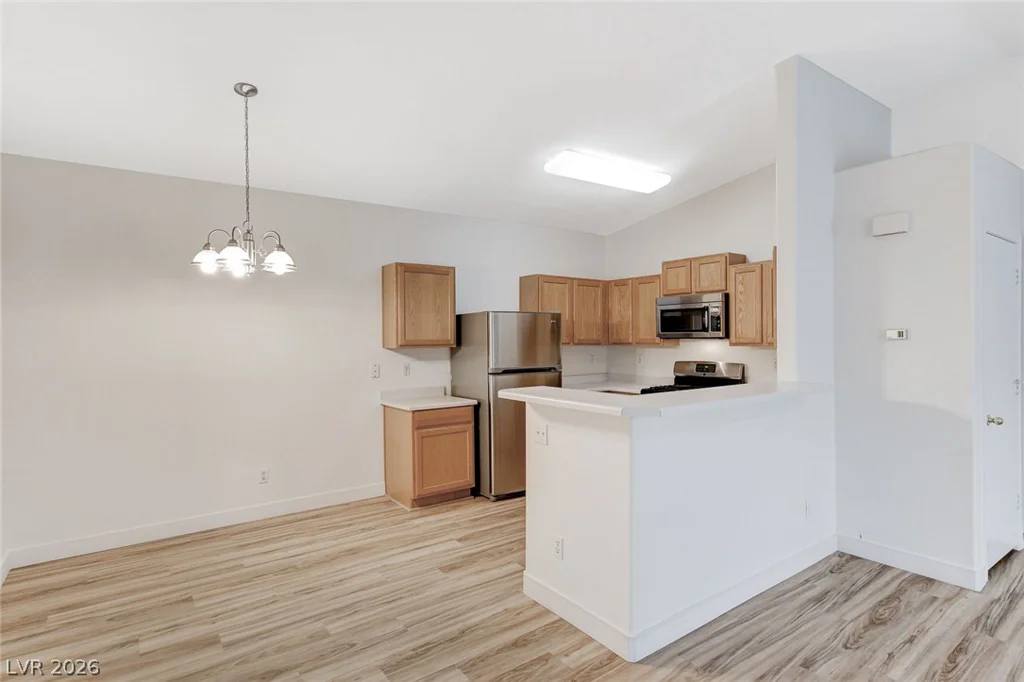 2052 Quarry Ridge, Las Vegas, NV 89117