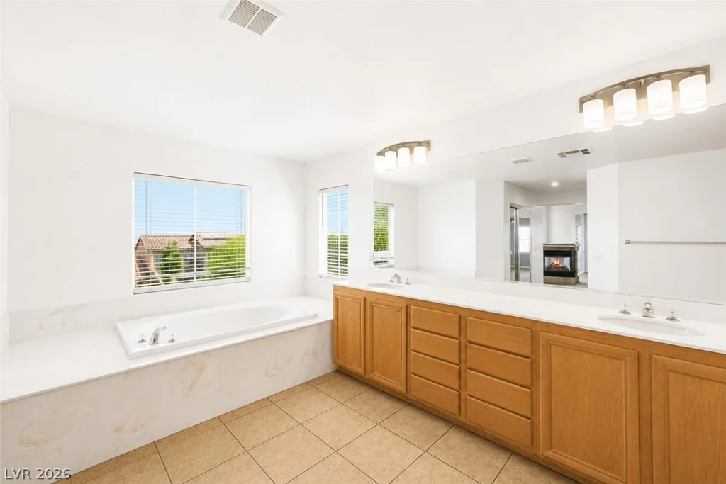 7168 Los Banderos, Las Vegas, NV 89179