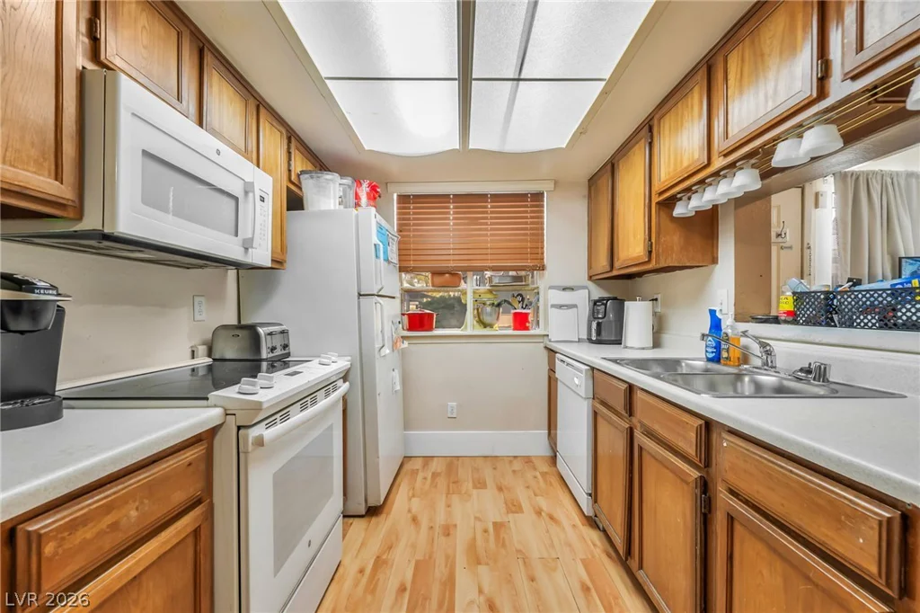 5821 Medallion, Las Vegas, NV 89122