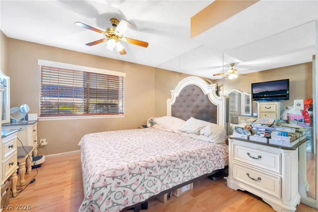 5821 Medallion, Las Vegas, NV 89122
