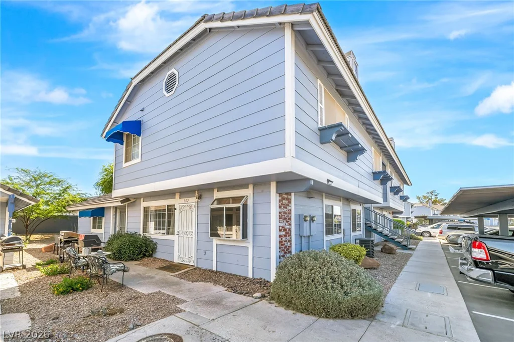 5821 Medallion, Las Vegas, NV 89122