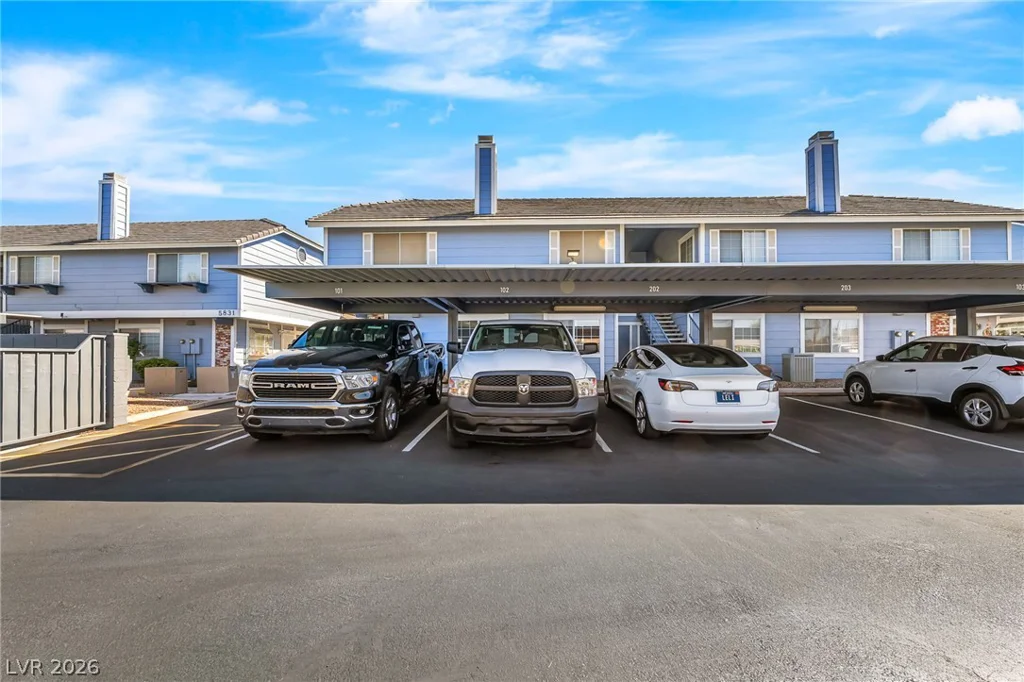 5821 Medallion, Las Vegas, NV 89122