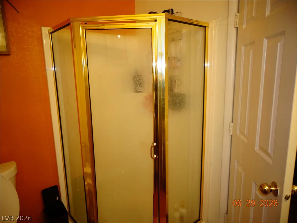 5424 Geneive, Las Vegas, NV 89108