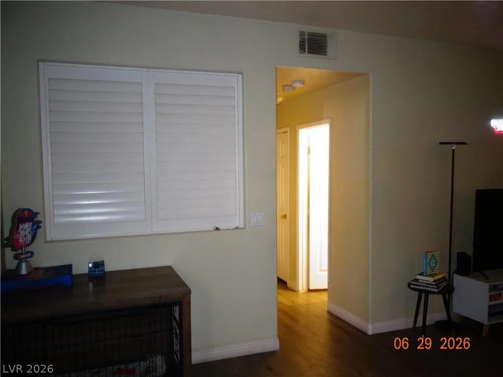 5424 Geneive, Las Vegas, NV 89108