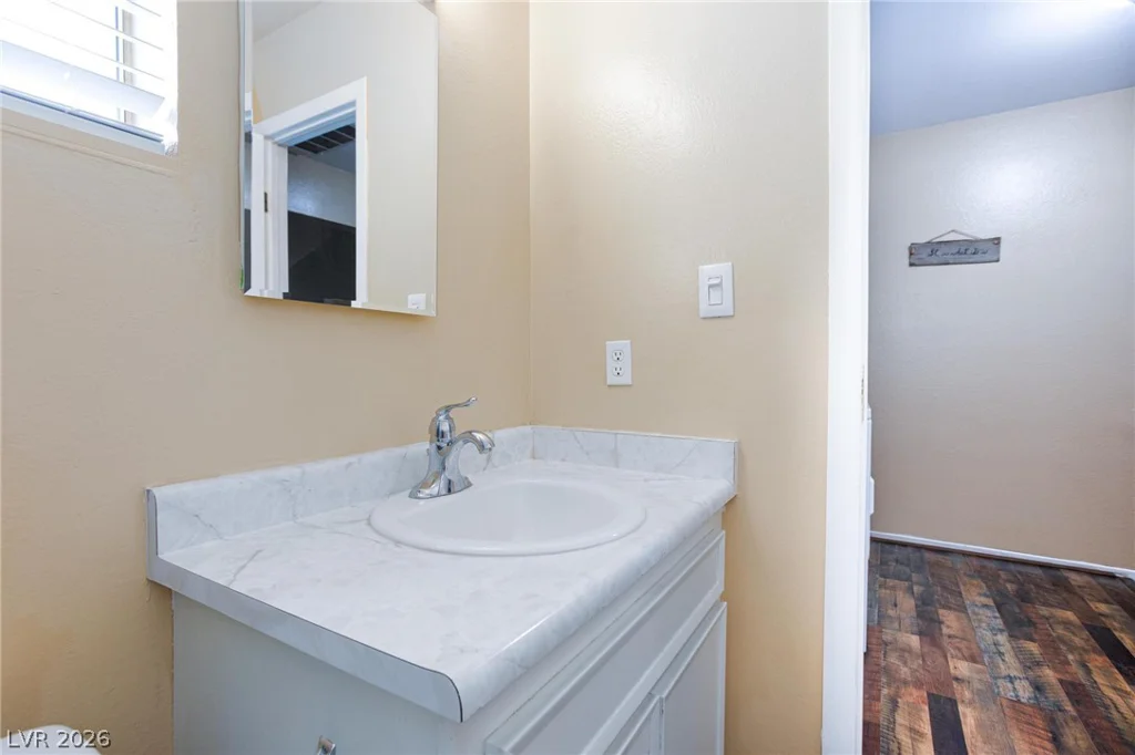 4770 Topaz, Las Vegas, NV 89121
