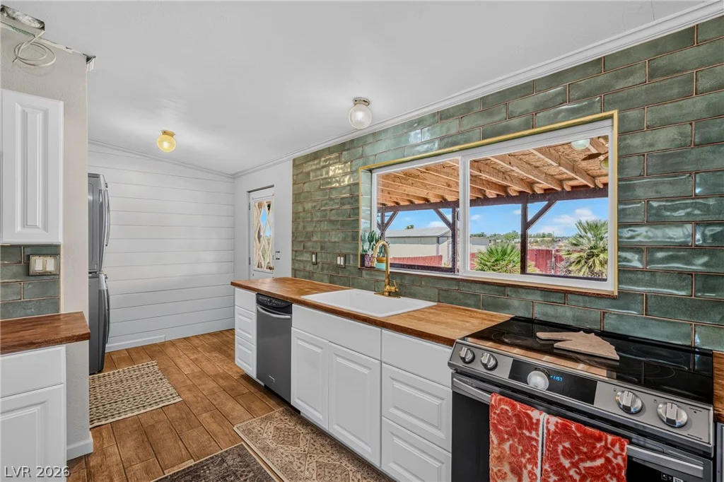 4420 Martin, Pahrump, NV 89061