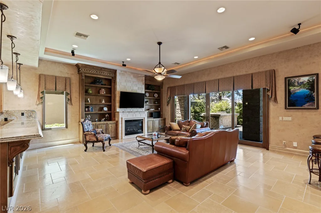 9724 Verlaine, Las Vegas, NV 89145