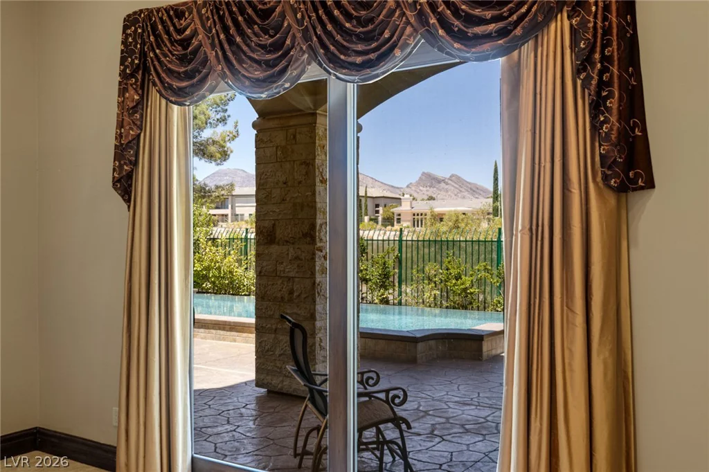 9724 Verlaine, Las Vegas, NV 89145