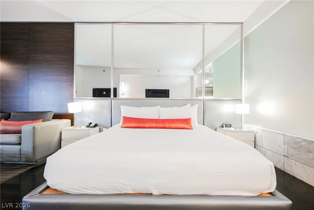 4381 Flamingo, Las Vegas, NV 89103