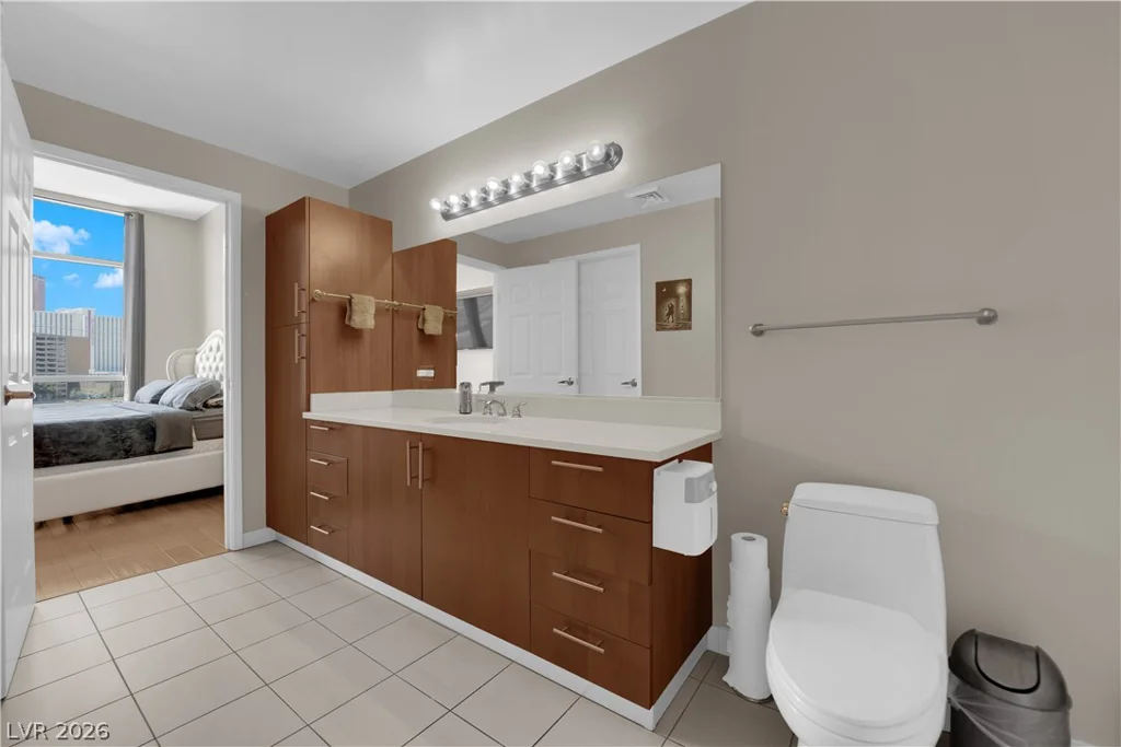 200 Sahara, Las Vegas, NV 89102
