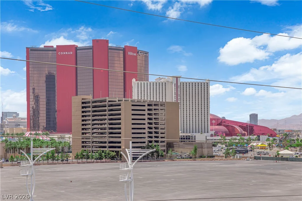 200 Sahara, Las Vegas, NV 89102