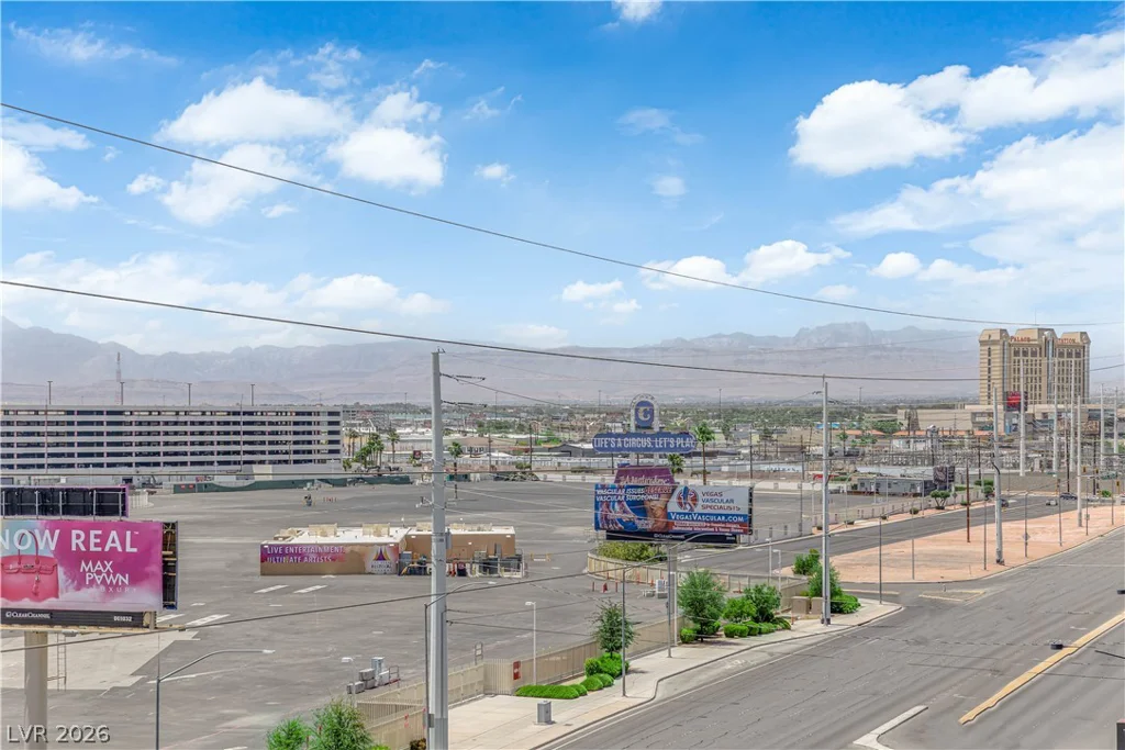 200 Sahara, Las Vegas, NV 89102