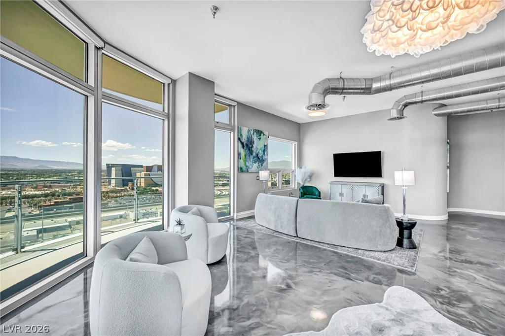 200 Hoover, Las Vegas, NV 89101