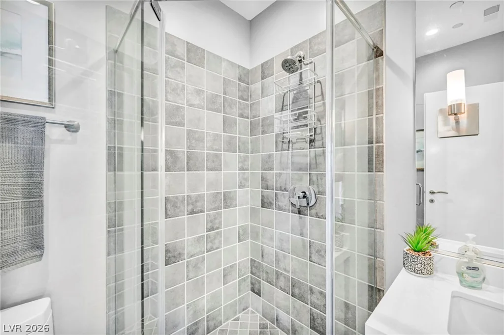 200 Hoover, Las Vegas, NV 89101