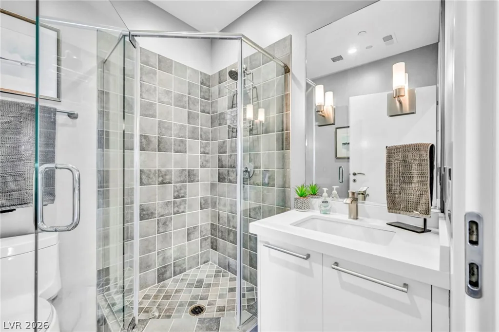 200 Hoover, Las Vegas, NV 89101