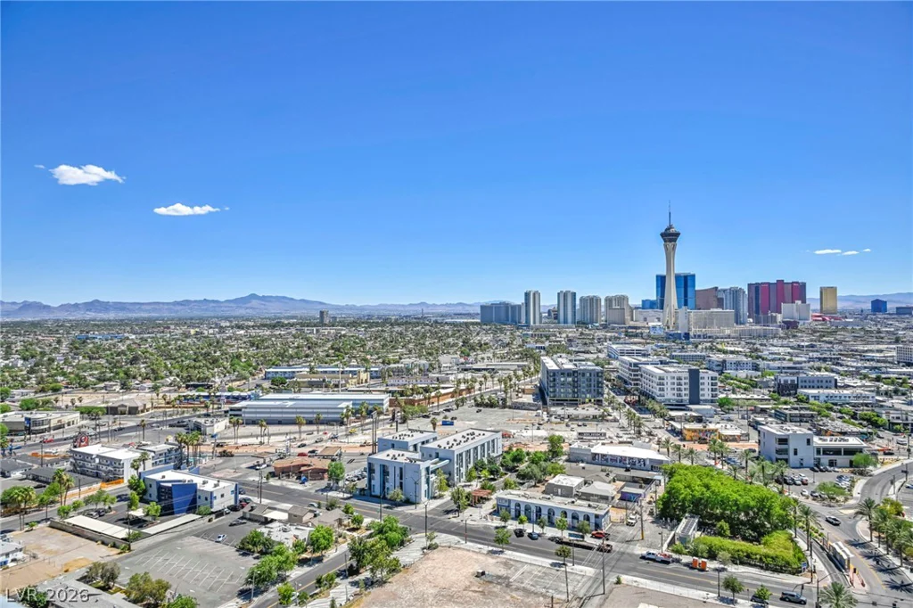 200 Hoover, Las Vegas, NV 89101