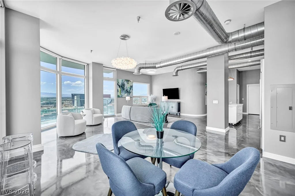 200 Hoover, Las Vegas, NV 89101