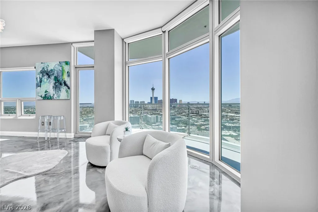 200 Hoover, Las Vegas, NV 89101