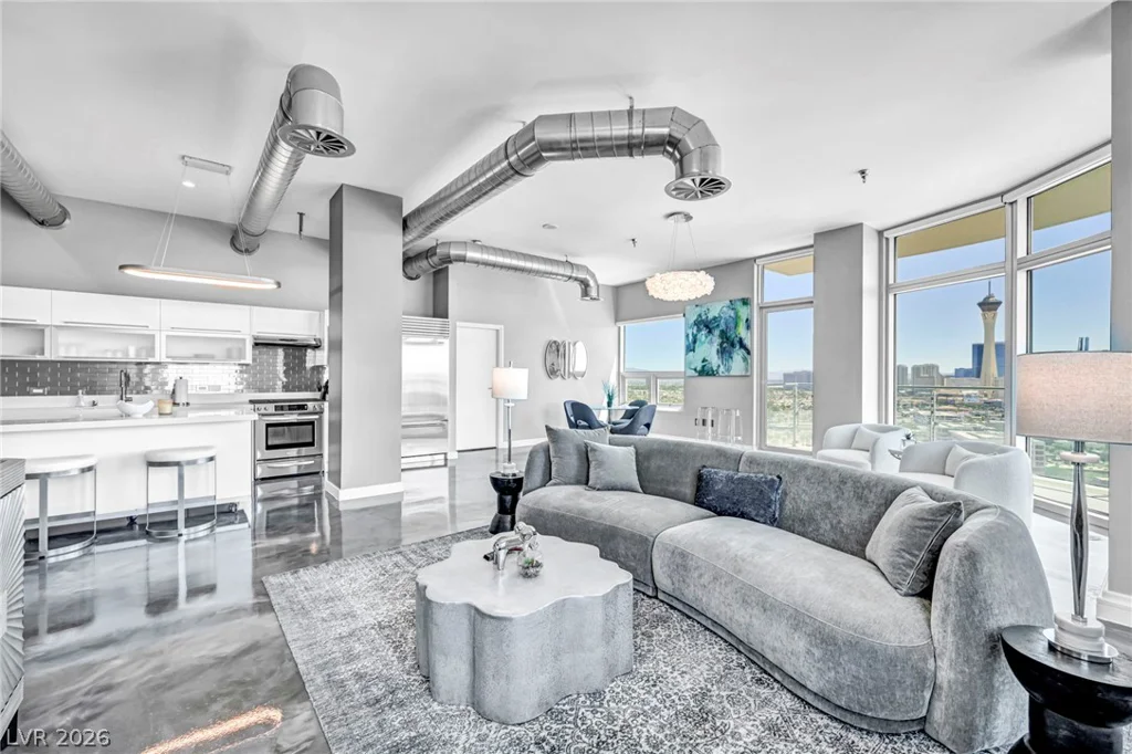 200 Hoover, Las Vegas, NV 89101