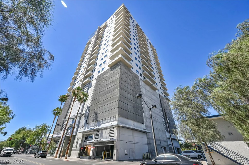 200 Hoover, Las Vegas, NV 89101