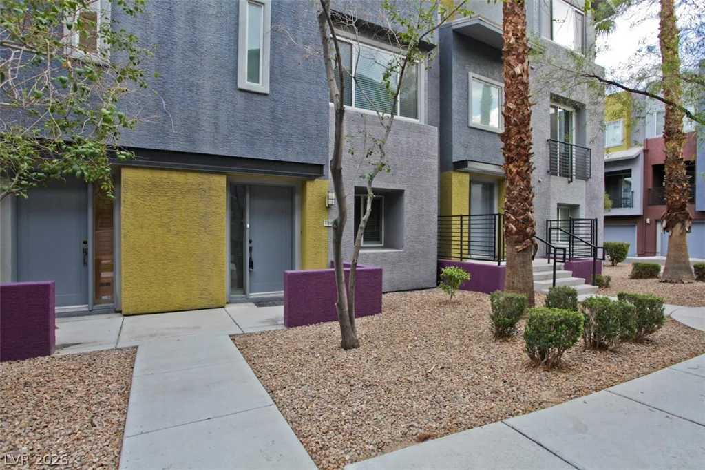 9050 Tropicana, Las Vegas, NV 89147